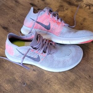 Nike Women’s Flyknit Running Shoes - Light Purple with Pink Accents
